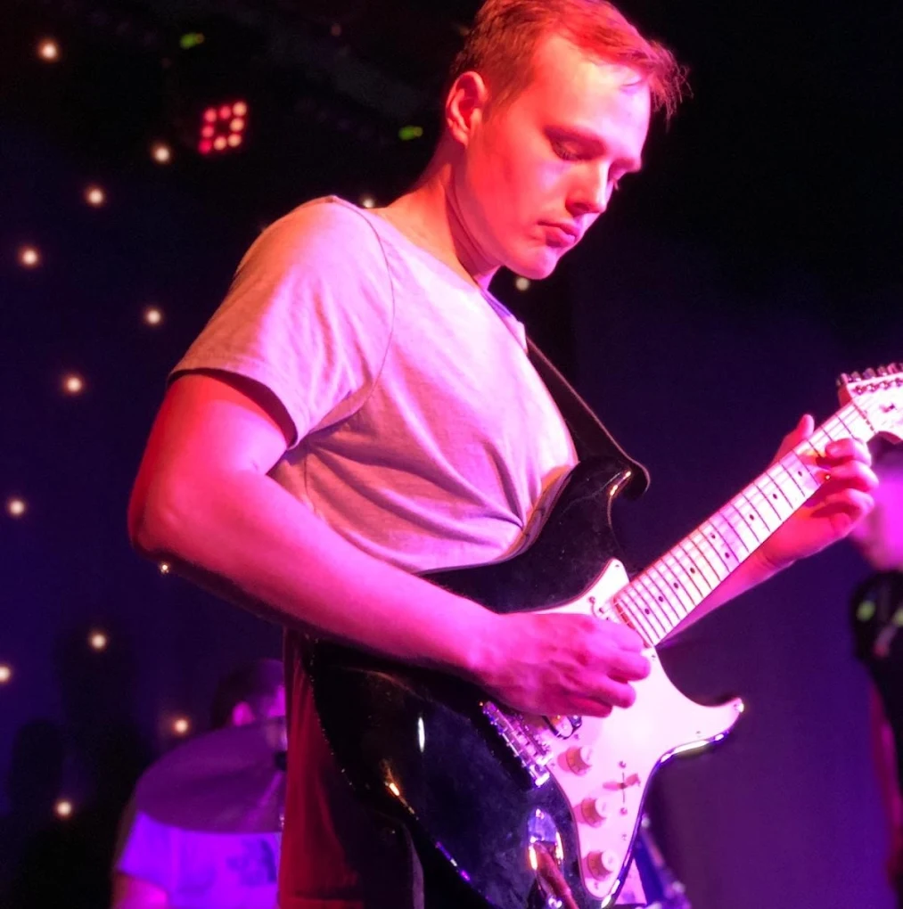 Marcus — Guitar tutor